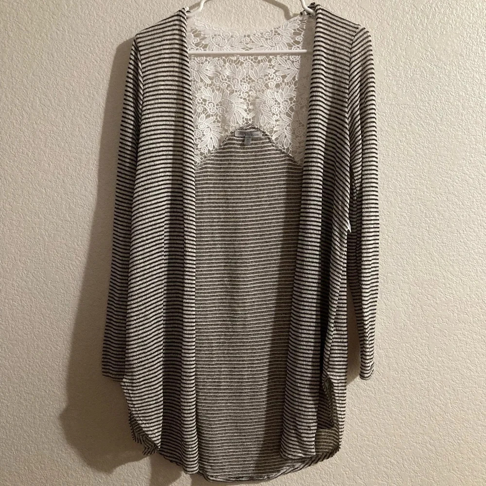 Charlotte Russe Stripped Cardigan